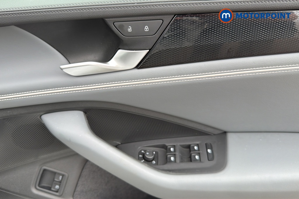 Volkswagen Passat Life Automatic Petrol Plug-In Hybrid Estate - Stock Number (1656623) - 19th supplementary image