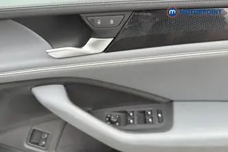 Volkswagen Passat Life Automatic Petrol Plug-In Hybrid Estate - Stock Number (1656623) - 19th supplementary image