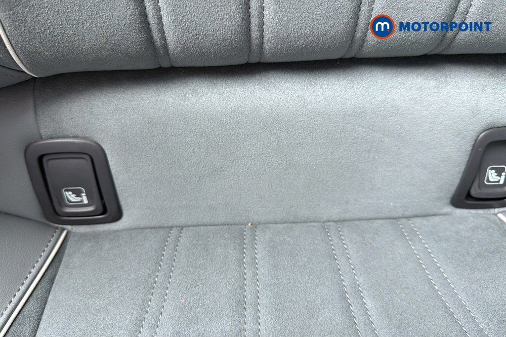 Volkswagen Passat Life Automatic Petrol Plug-In Hybrid Estate - Stock Number (1656623) - 27th supplementary image