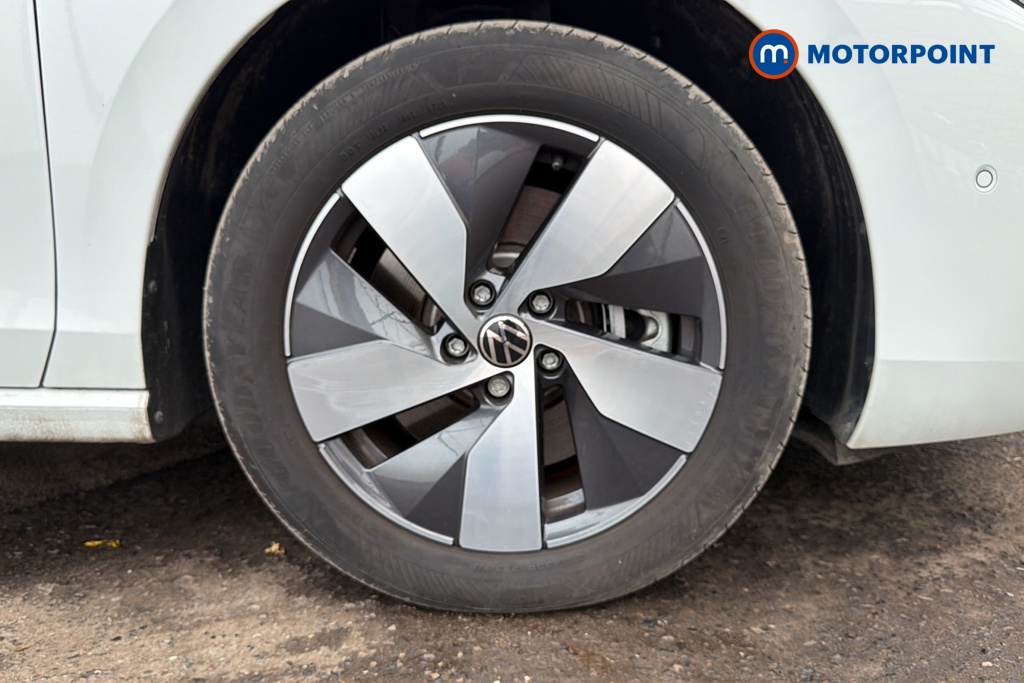 Volkswagen Passat Life Automatic Petrol Plug-In Hybrid Estate - Stock Number (1656623) - 47th supplementary image