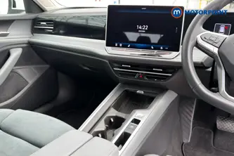Volkswagen Passat Life Automatic Petrol Plug-In Hybrid Estate - Stock Number (1656623) - 1st supplementary image
