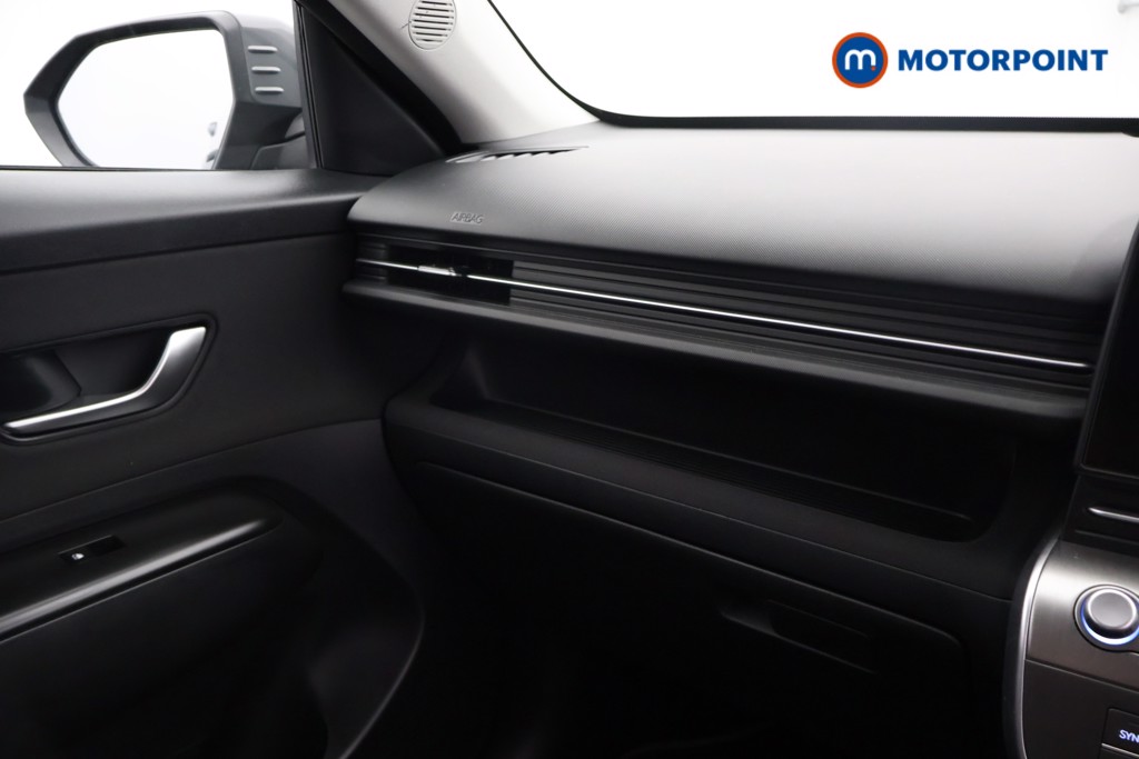 Hyundai Kona Advance Automatic Petrol-Electric Hybrid SUV - Stock Number (1656649) - 7th supplementary image