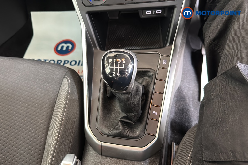 Volkswagen Polo Life Manual Petrol Hatchback - Stock Number (1656683) - 15th supplementary image