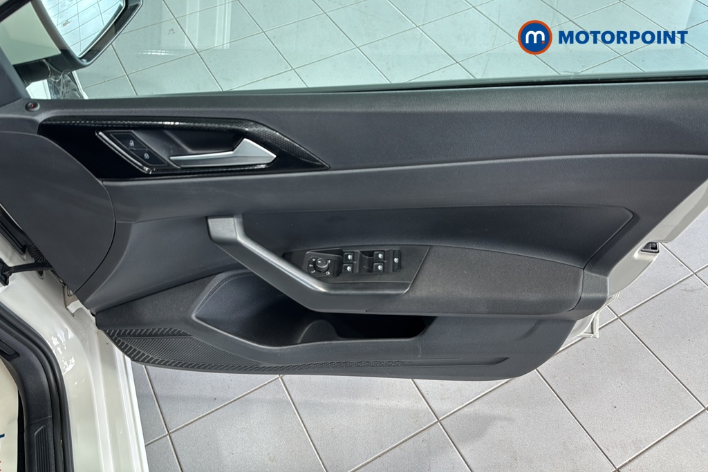 Volkswagen Polo Life Manual Petrol Hatchback - Stock Number (1656683) - 18th supplementary image