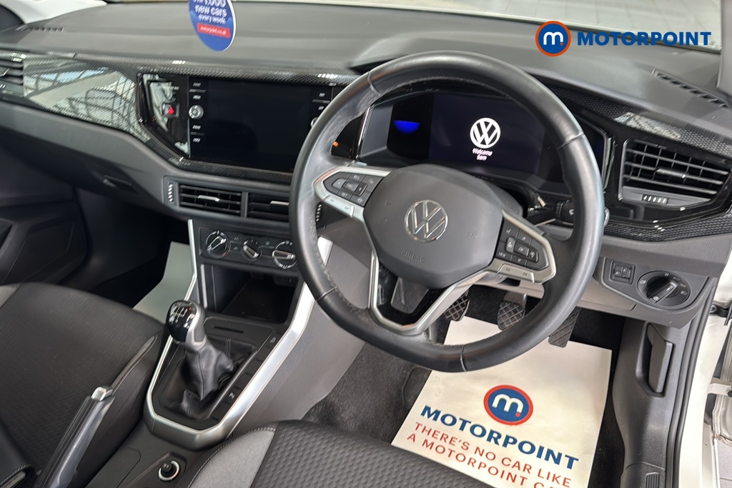 Volkswagen Polo Life Manual Petrol Hatchback - Stock Number (1656683) - 1st supplementary image