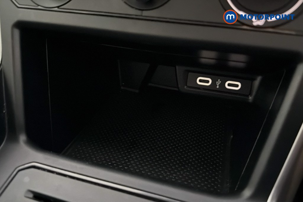 Volkswagen Polo Life Manual Petrol Hatchback - Stock Number (1657168) - 17th supplementary image