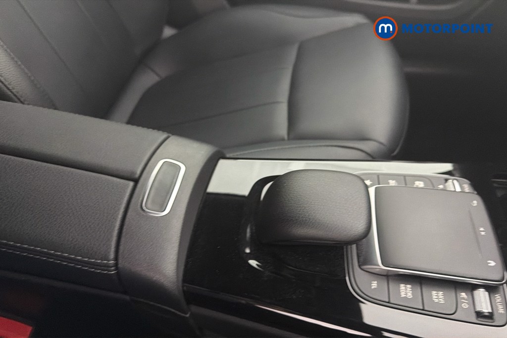 Mercedes-Benz A Class Sport Executive Edition Automatic Petrol Hatchback - Stock Number (1657247) - 16th supplementary image