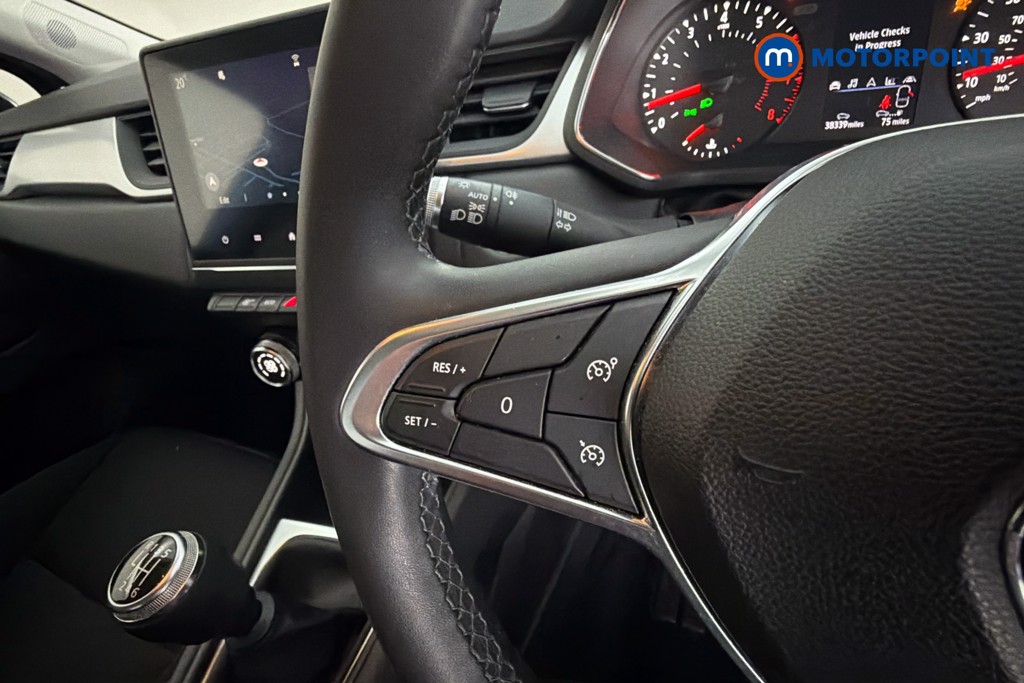 Renault Captur Iconic Manual Petrol SUV - Stock Number (1657408) - 3rd supplementary image