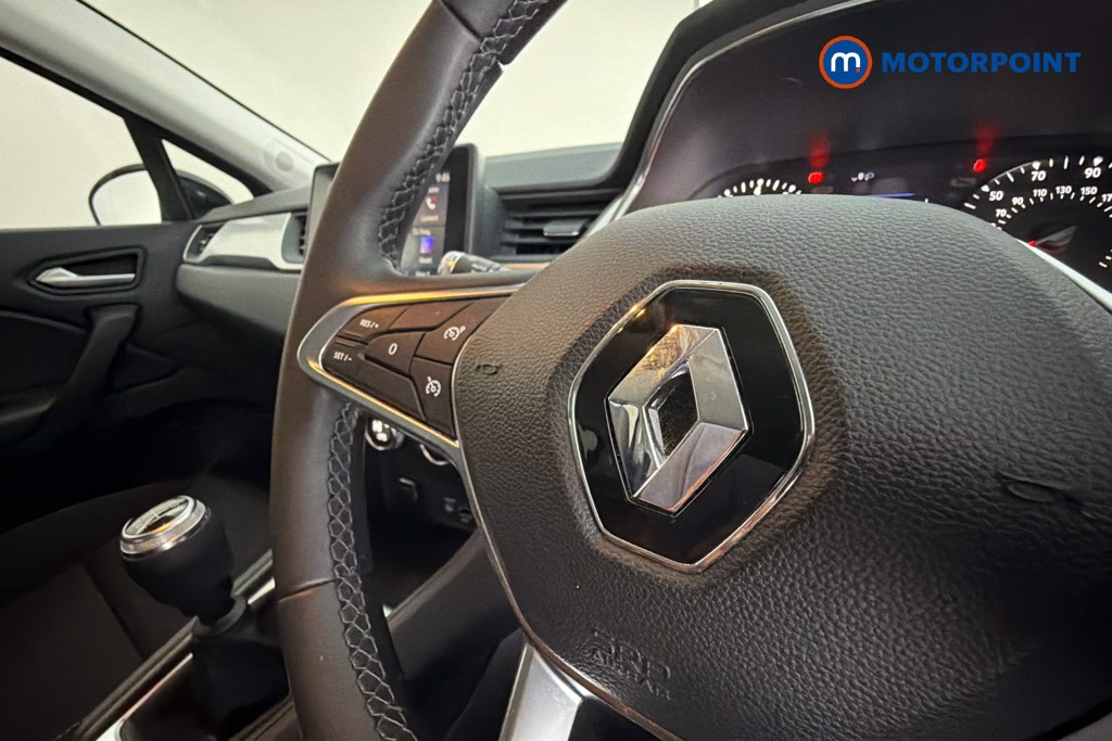 Renault Captur Iconic Manual Petrol SUV - Stock Number (1657408) - 5th supplementary image