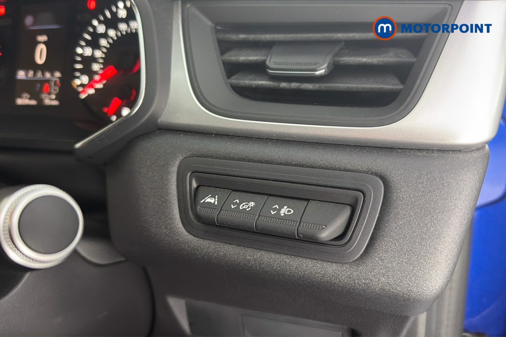 Renault Captur Iconic Manual Petrol SUV - Stock Number (1657408) - 18th supplementary image