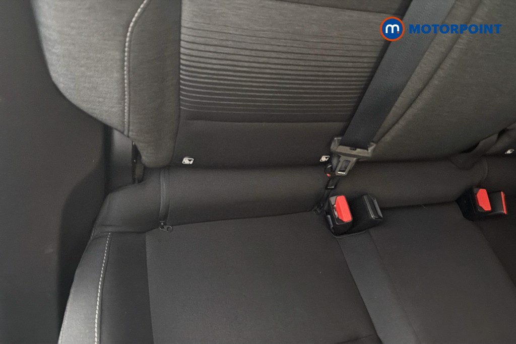 Renault Captur Iconic Manual Petrol SUV - Stock Number (1657408) - 29th supplementary image