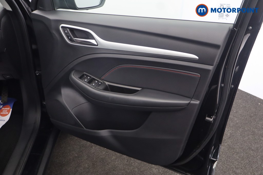 Mg Motor Uk ZS Trophy Connect Ev Automatic Electric SUV - Stock Number (1657560) - 15th supplementary image