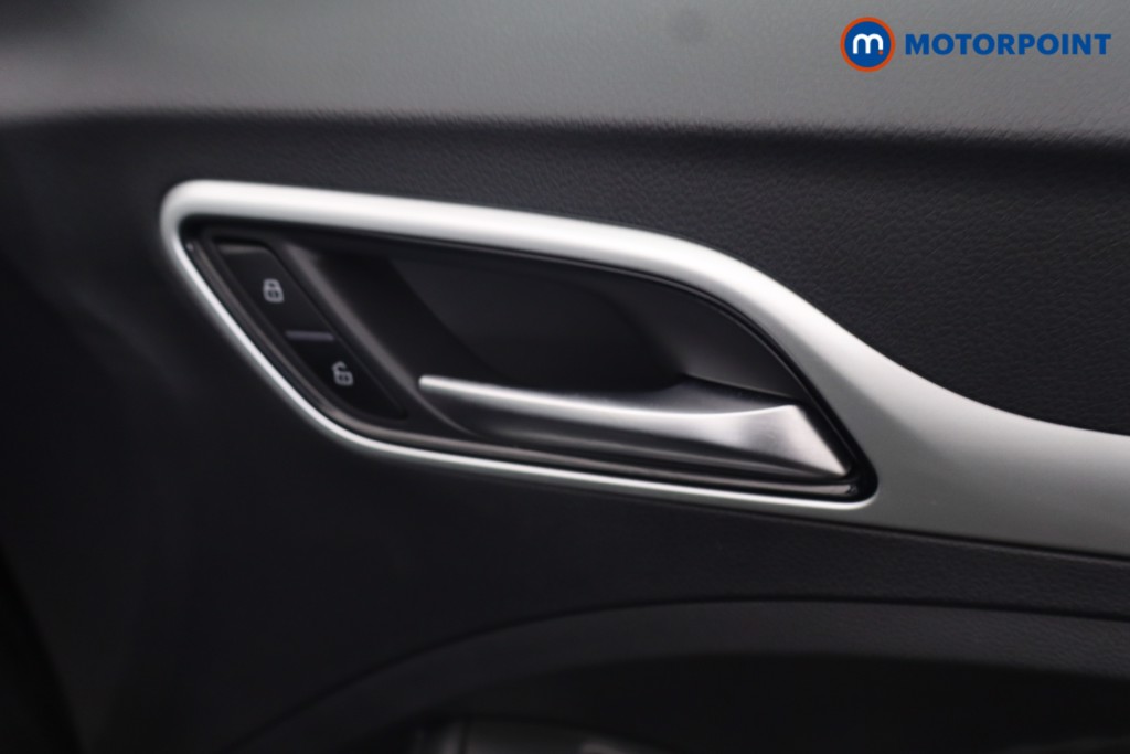 Mg Motor Uk ZS Trophy Connect Ev Automatic Electric SUV - Stock Number (1657560) - 17th supplementary image
