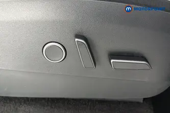 Tesla Model Y Long Range Automatic Electric SUV - Stock Number (1657669) - 23rd supplementary image