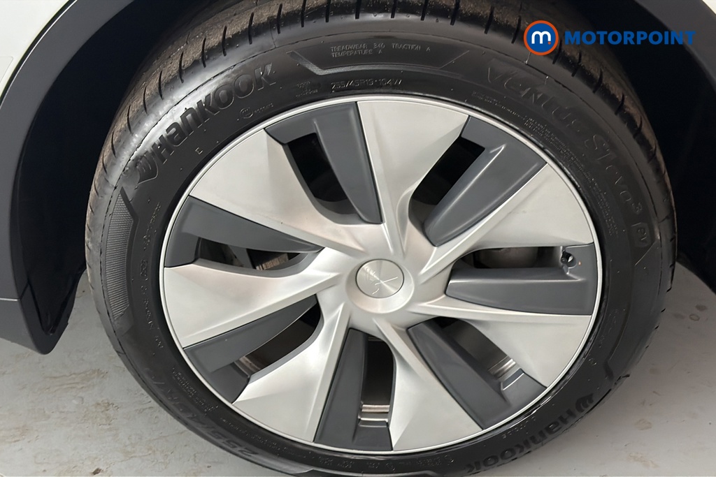 Tesla Model Y Long Range Automatic Electric SUV - Stock Number (1657669) - 45th supplementary image