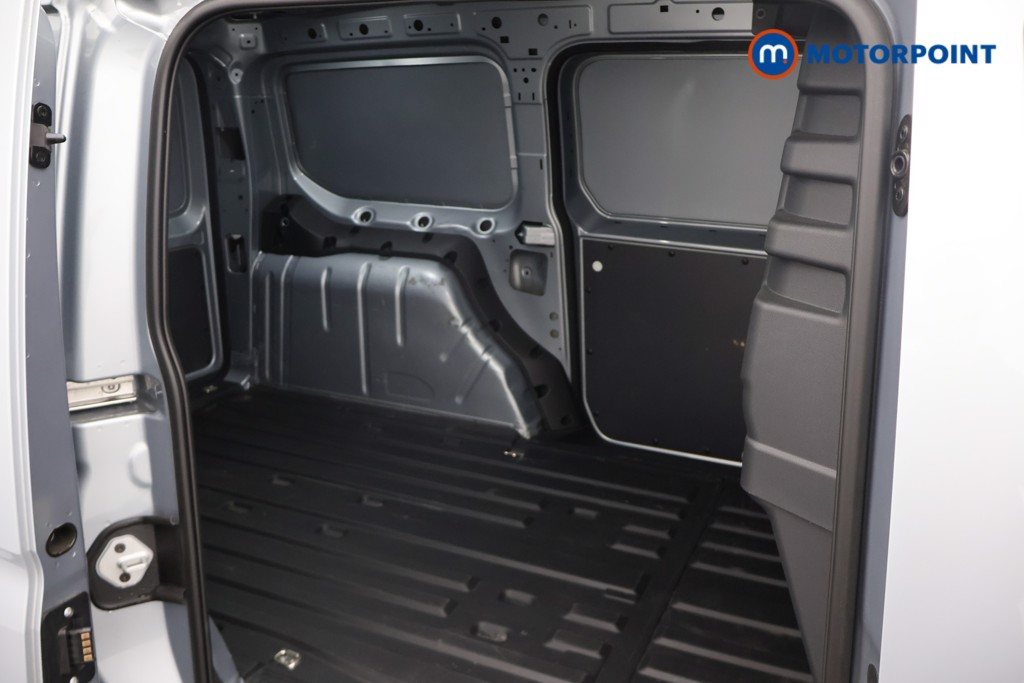 Ford Transit Connect Limited Manual Diesel Panel Van - Stock Number (1657939) - 17th supplementary image