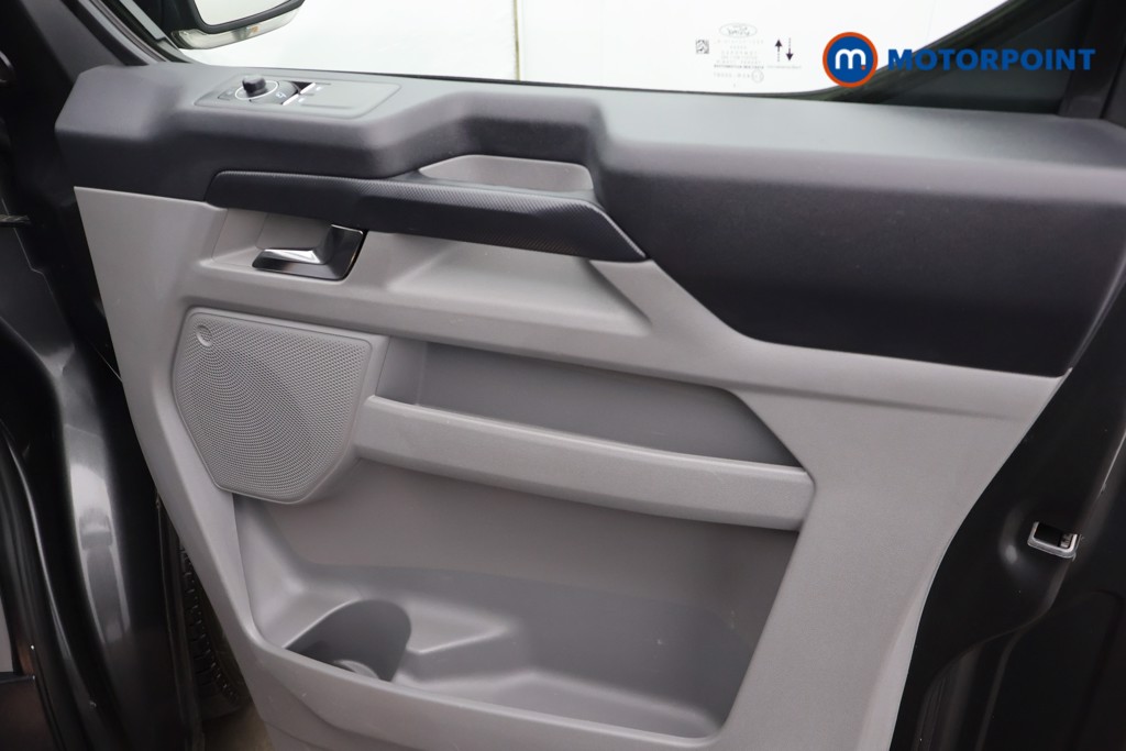 Ford Transit Custom Limited Automatic Diesel Crew Bus - Stock Number (1657952) - 14th supplementary image