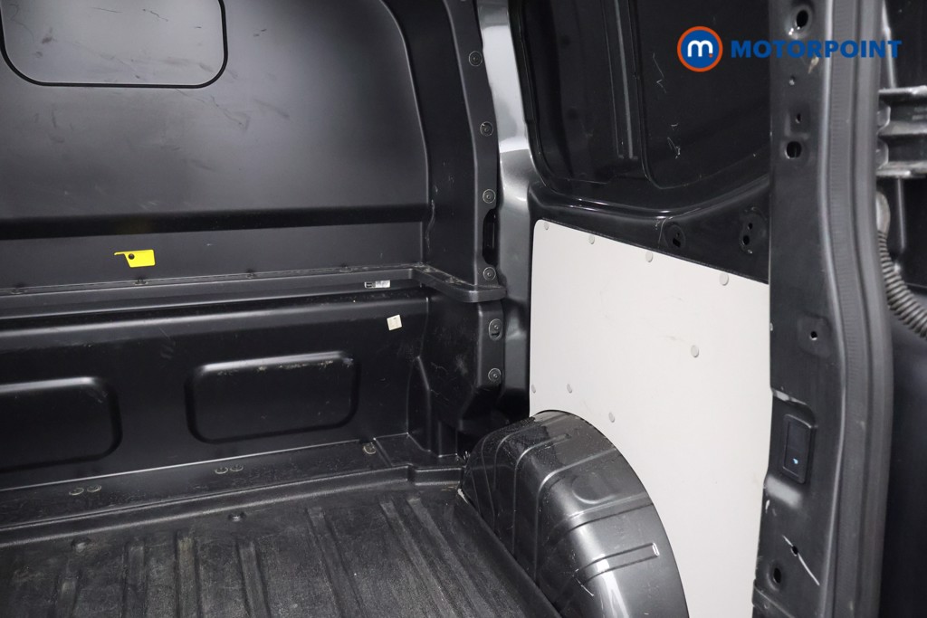 Ford Transit Custom Limited Automatic Diesel Crew Bus - Stock Number (1657952) - 19th supplementary image