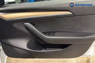 Tesla Model 3 Long Range Automatic Electric Saloon - Stock Number (1658166) - 18th supplementary image