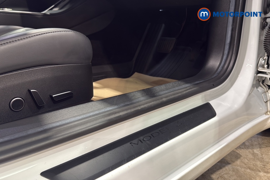 Tesla Model 3 Long Range Automatic Electric Saloon - Stock Number (1658166) - 24th supplementary image
