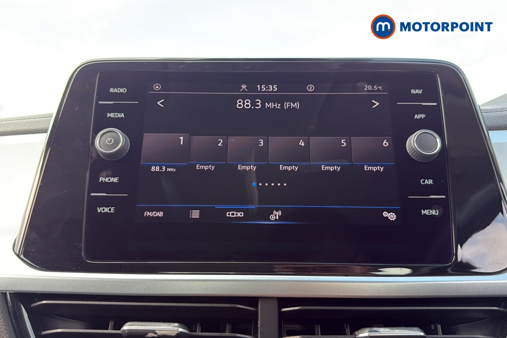 Volkswagen T-Roc Life Automatic Petrol SUV - Stock Number (1658379) - 8th supplementary image