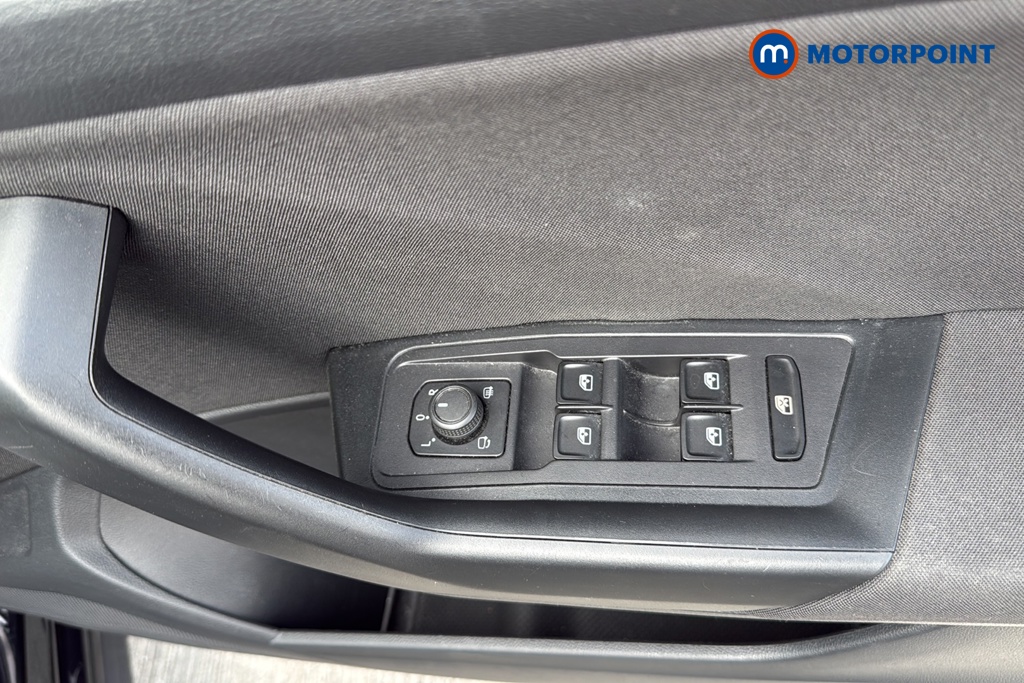 Volkswagen T-Roc Life Automatic Petrol SUV - Stock Number (1658379) - 19th supplementary image