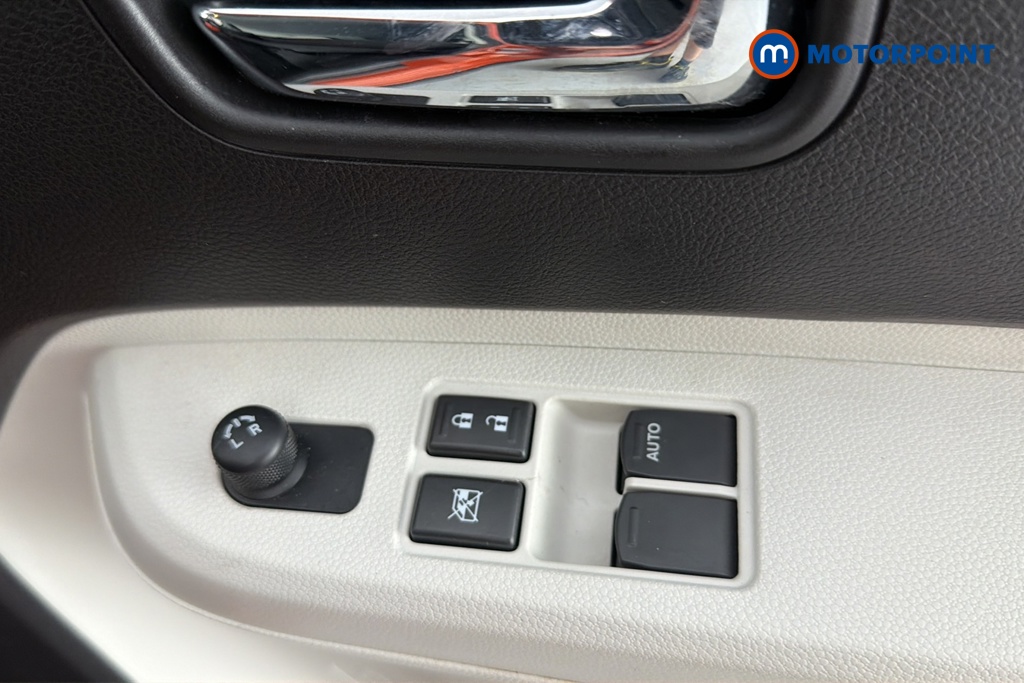 Suzuki Ignis Sz-T Automatic Petrol SUV - Stock Number (1634381) - 19th supplementary image
