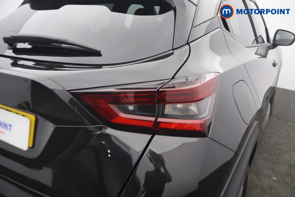 Nissan Juke N-Connecta Manual Petrol SUV - Stock Number (1642330) - 3rd supplementary image