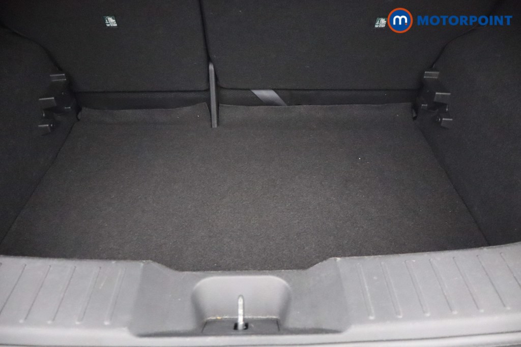 Nissan Juke N-Connecta Manual Petrol SUV - Stock Number (1642330) - 5th supplementary image