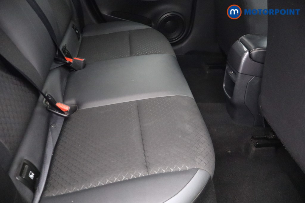 Nissan Juke N-Connecta Manual Petrol SUV - Stock Number (1642330) - 7th supplementary image