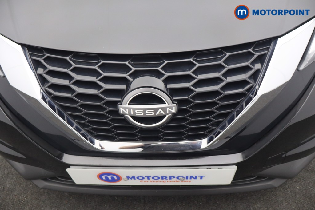 Nissan Juke N-Connecta Manual Petrol SUV - Stock Number (1642330) - 24th supplementary image