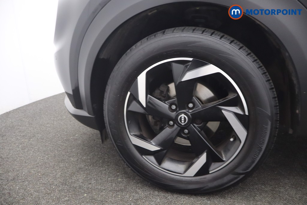 Nissan Juke N-Connecta Manual Petrol SUV - Stock Number (1642330) - 27th supplementary image