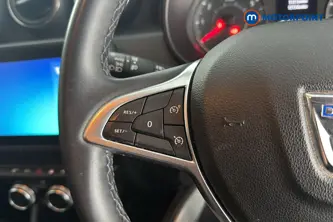 Dacia Duster Prestige Manual Petrol SUV - Stock Number (1650447) - 4th supplementary image