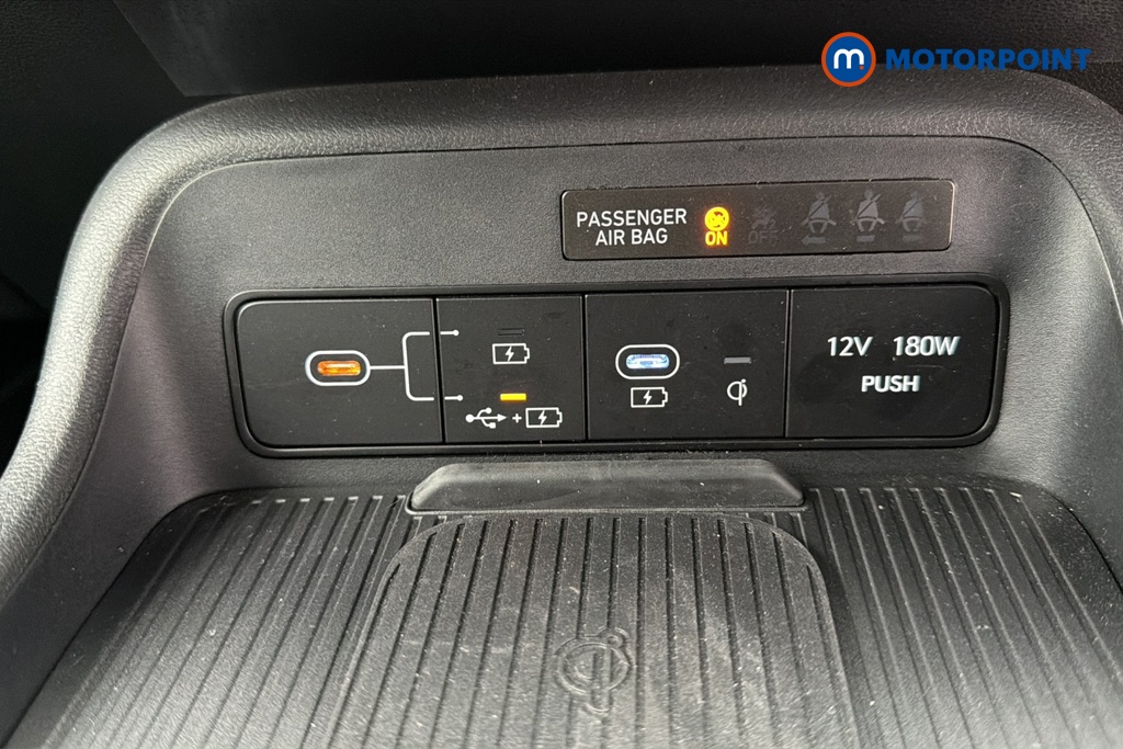 Hyundai Kona Ultimate Manual Petrol SUV - Stock Number (1652507) - 17th supplementary image