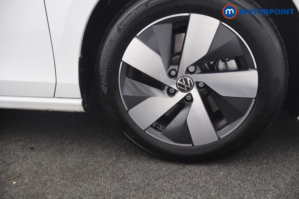 Volkswagen Passat Life Automatic Petrol Plug-In Hybrid Estate - Stock Number (1656621) - 26th supplementary image