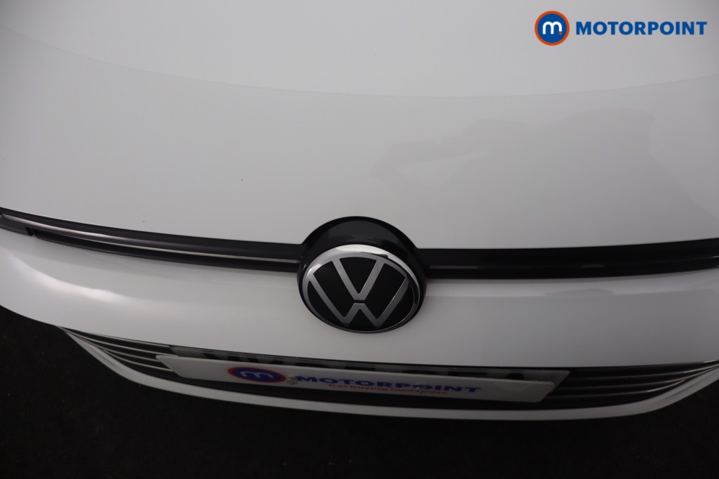 Volkswagen Passat Life Automatic Petrol Plug-In Hybrid Estate - Stock Number (1656621) - 27th supplementary image