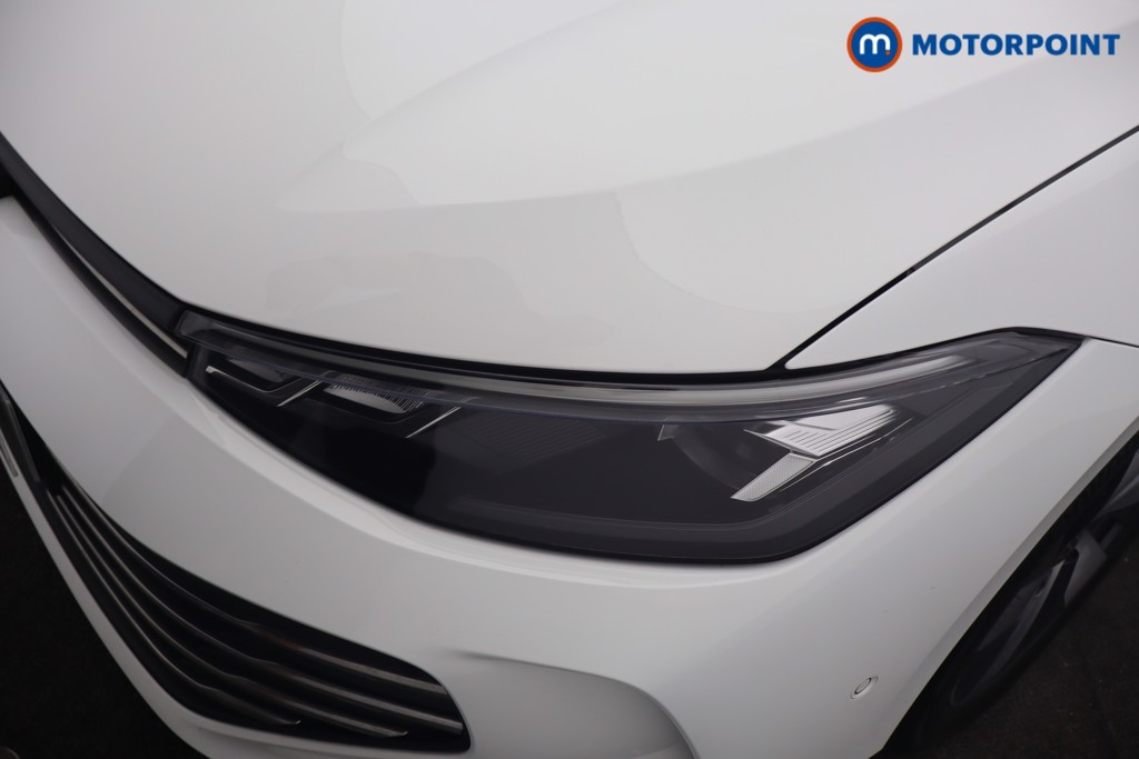 Volkswagen Passat Life Automatic Petrol Plug-In Hybrid Estate - Stock Number (1656621) - 29th supplementary image