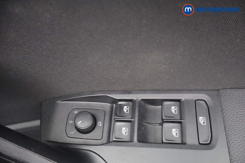 Seat Ibiza FR Manual Petrol Hatchback - Stock Number (1656755) - 9th supplementary image