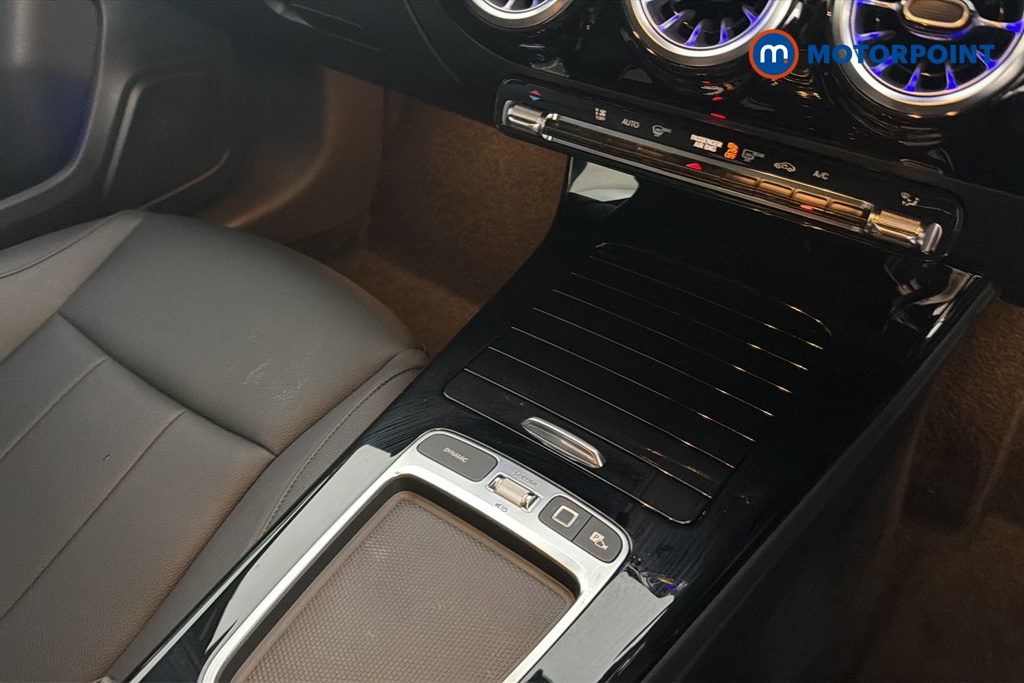 Mercedes-Benz A Class Sport Automatic Petrol Hatchback - Stock Number (1657399) - 15th supplementary image