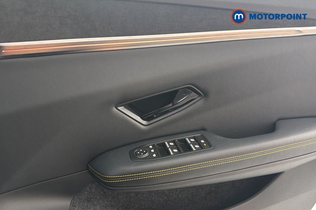 Renault Megane E-Tech Iconic Automatic Electric Hatchback - Stock Number (1657449) - 10th supplementary image