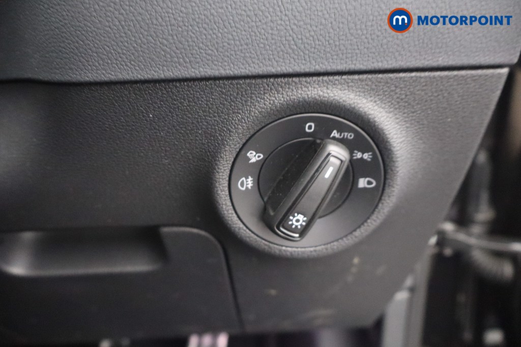 Skoda Karoq Sportline Edition Automatic Petrol SUV - Stock Number (1657536) - 13th supplementary image