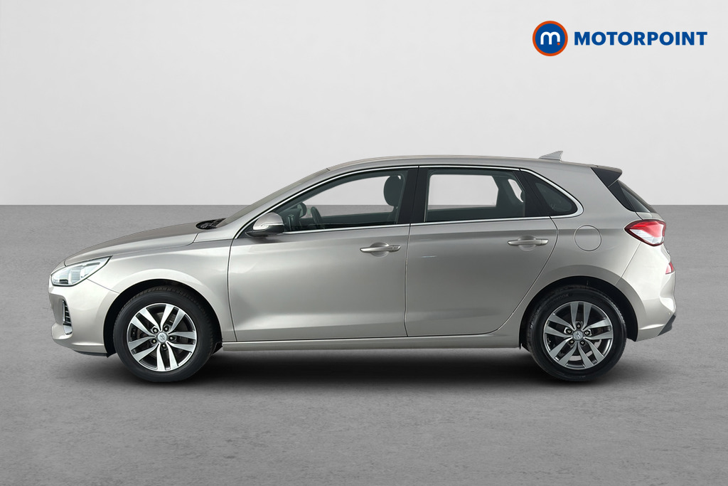 Hyundai I30 Se Nav Manual Petrol Hatchback - Stock Number (1657850) - Drivers side