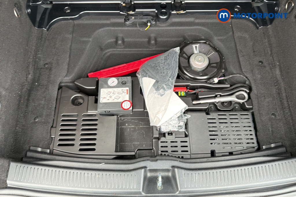 Mercedes-Benz B Class Amg Line Automatic Petrol Hatchback - Stock Number (1658083) - 33rd supplementary image