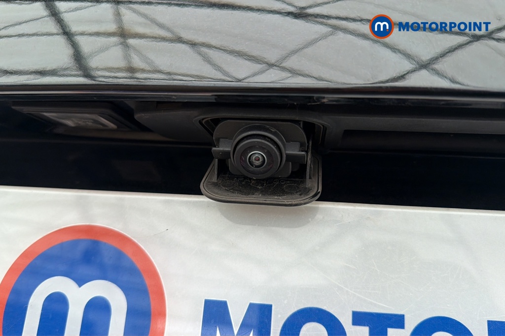 Mercedes-Benz B Class Amg Line Automatic Petrol Hatchback - Stock Number (1658083) - 37th supplementary image