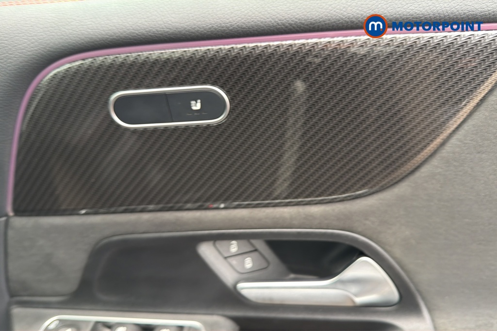 Mercedes-Benz GLB Amg Line Automatic Petrol SUV - Stock Number (1658190) - 10th supplementary image