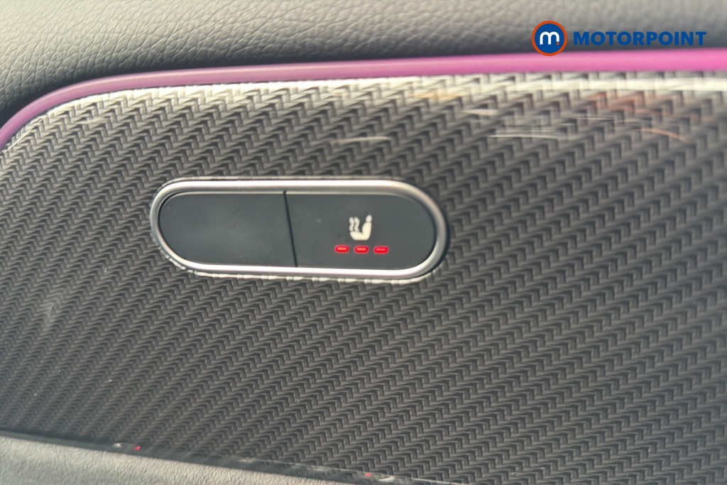 Mercedes-Benz GLB Amg Line Automatic Petrol SUV - Stock Number (1658190) - 14th supplementary image