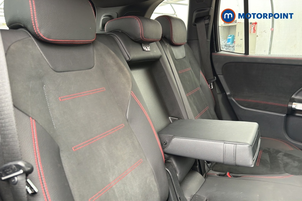 Mercedes-Benz GLB Amg Line Automatic Petrol SUV - Stock Number (1658190) - 26th supplementary image