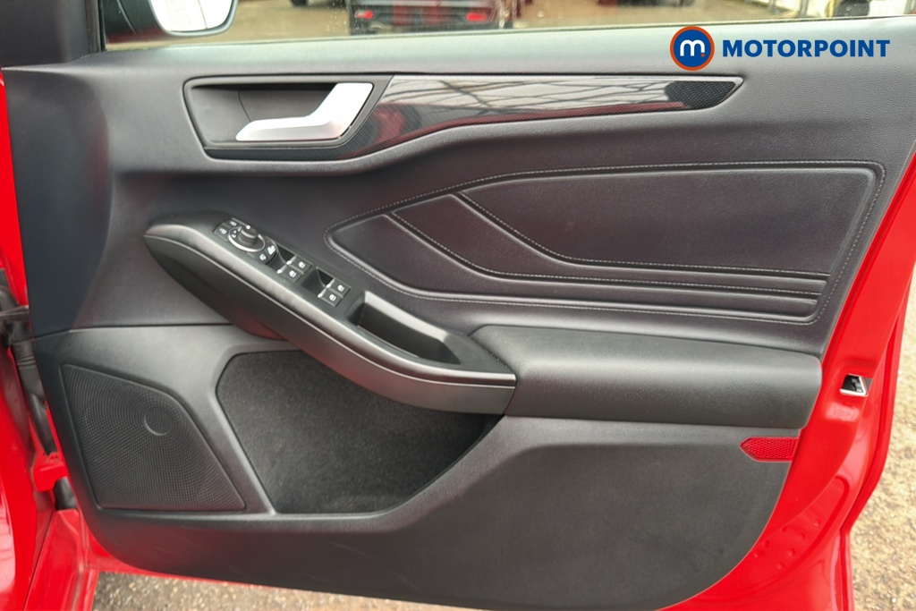 Ford Focus St-Line X Edition Manual Petrol Hatchback - Stock Number (1658217) - 18th supplementary image