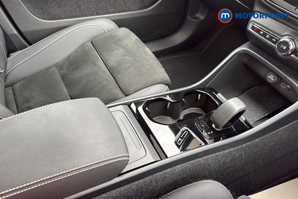 Volvo C40 Twin Pro Automatic Electric SUV - Stock Number (1659055) - 15th supplementary image