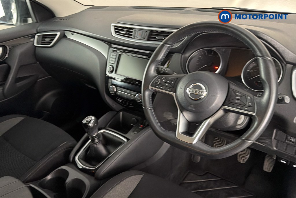 Nissan Qashqai Acenta Premium Manual Petrol SUV - Stock Number (1643932) - 2nd supplementary image